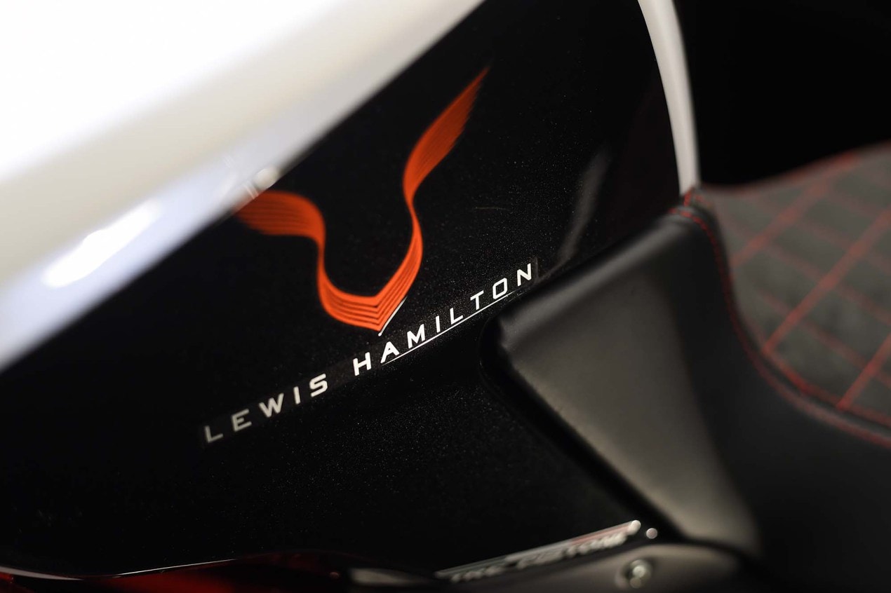 2016-MV-Agusta-Dragster-RR-Lewis-Hamilton-17
