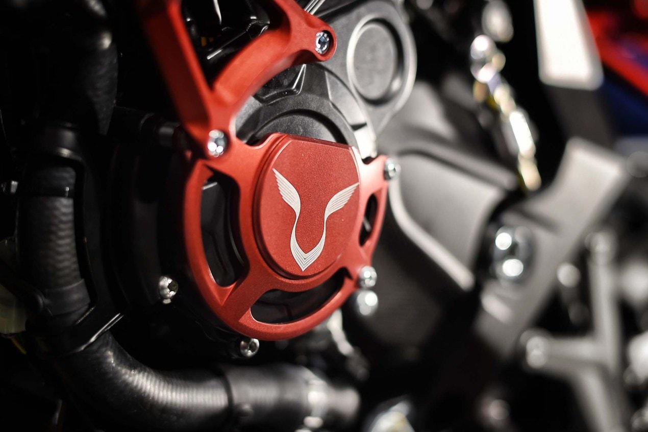 2016-MV-Agusta-Dragster-RR-Lewis-Hamilton-18