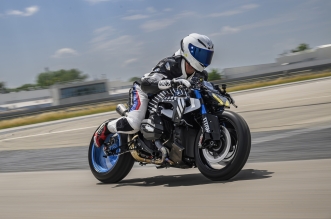 bmw r 1300 r titan-8