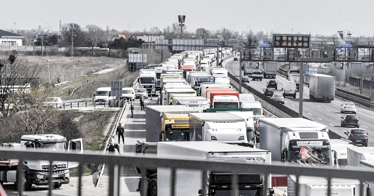 A rendőrség válaszolt: „minden bejelentés után intézkedünk az M1-es autópályán”