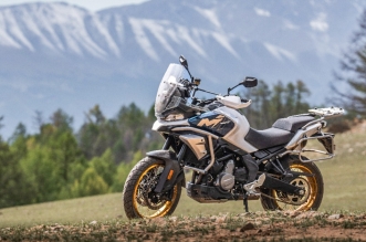cfmoto 700 mt