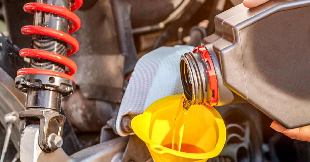 Hogy soha többé ne kelljen megkérdezned: „Milyen olajat vegyek a motorba?”