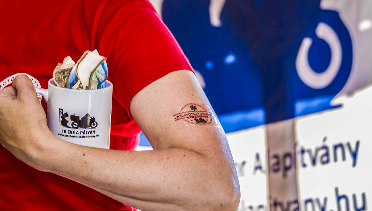 „Köszönjük mindenkinek!” – Sikeres volt a mentőmotoros gyűjtés