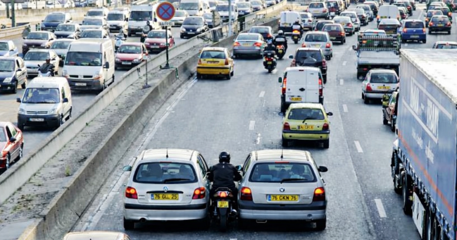 Olvasói: miért jó neked, ha direkt feltartasz engem a kocsisorok között?