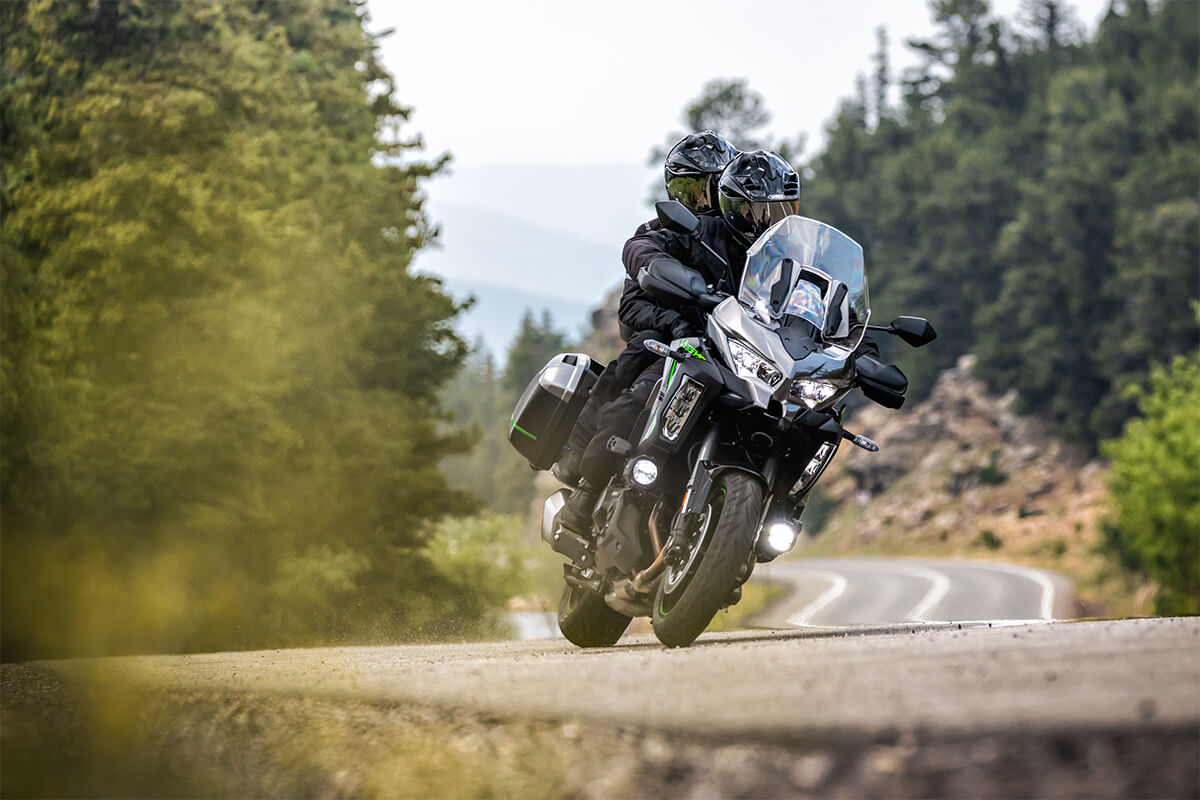 Kawasaki versys 1100 se-1