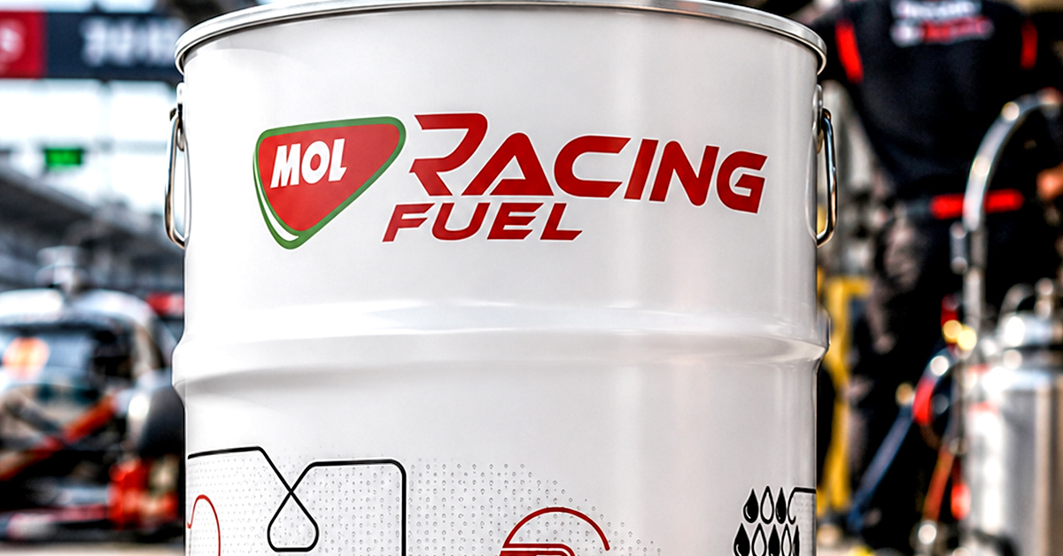 Mennyibe kerül az új, etanolmentes MOL Oldtimer Fuel üzemanyag?