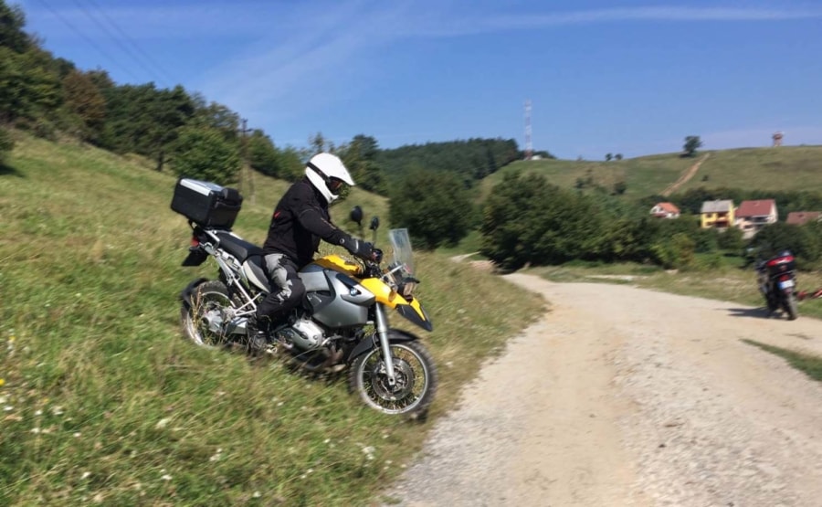 Vizes fű, sáros földút vagy aszfalt? Az Anakee-vel nincs lehetetlen...