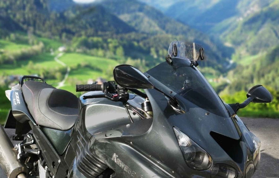 Nincs legyőzhetetlen távolság - egy jobb sszélvédelmű motorral bármilyen messze elindulhatsz, az egész napos utazás is élmény lesz