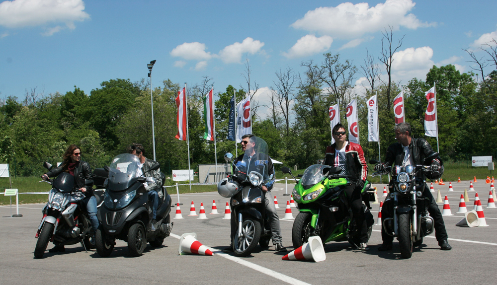 mol-motoros-family-drivingcamp