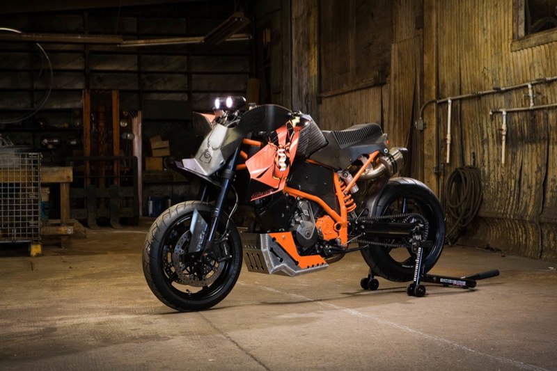 ktm superduke r superspinne custom naked motorkerékpár 2011