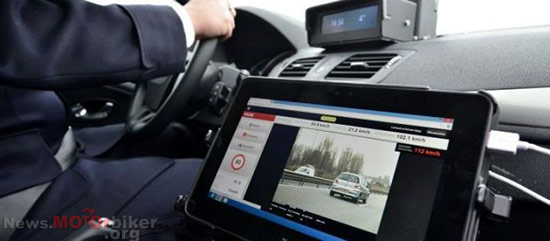 Renault-Megane-radar-police-car