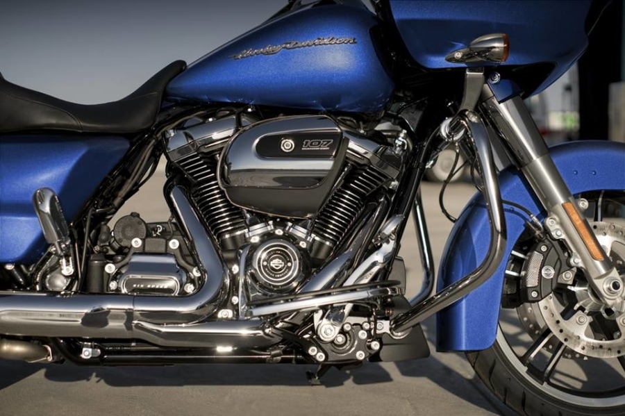 Új felfüggesztéssel és erősebb motorokkal rukkol elő a Harley 2017-re