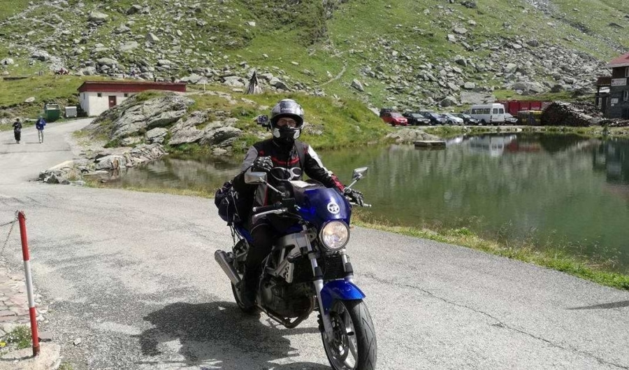 ...és ez lennék én, illetve a paripa