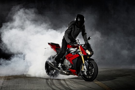 bmw-s1000r-naked-eicma1