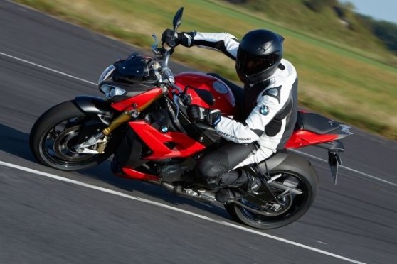 bmw-s1000r-naked-eicma2