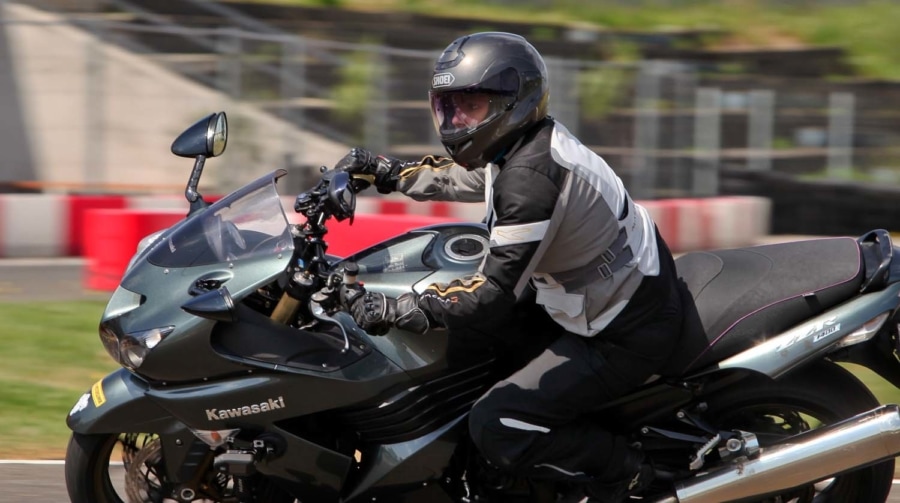 Új szezon és új gumik, de a motor változatlan - indulhat a szezon!