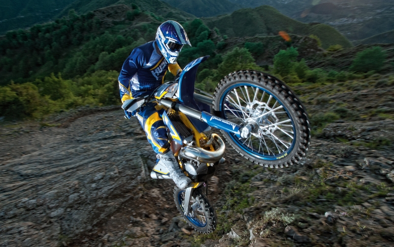 enduro-jump