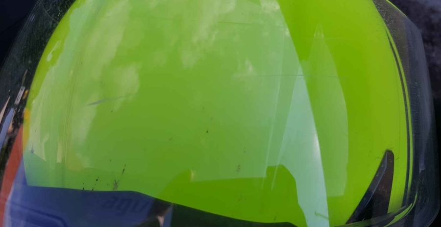 A sisakom rendesen kapott, de inkább ez, mint az arcom vagy a szemem...