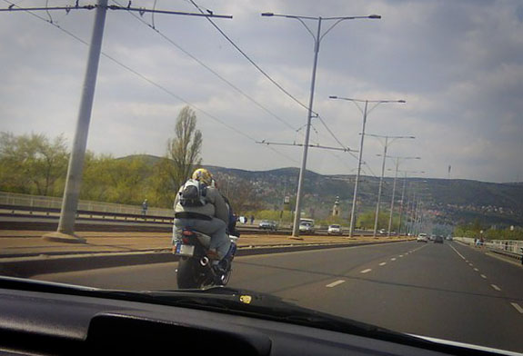 suzuki-gsxr-rugostag