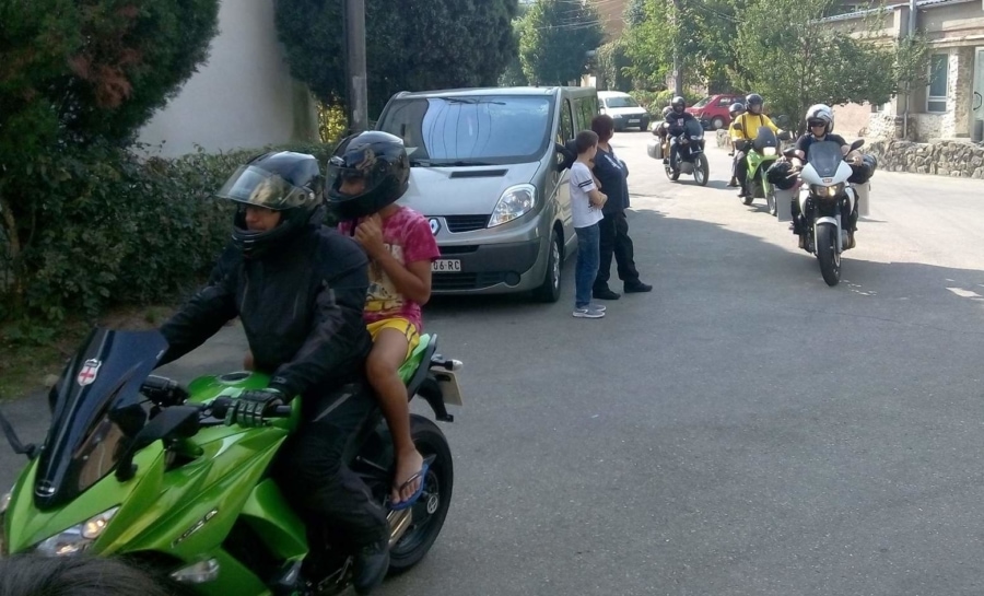 A nap fénypontja: gyermekmotoroztatás Déván