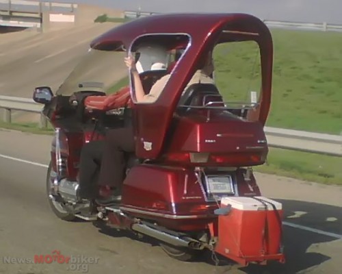 honda-goldwing-car