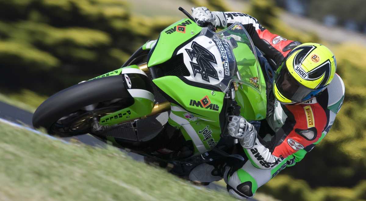 roberto_rolfo_team_pedercini_kawasaki roberto_rolfo_team_pedercini_kawasaki