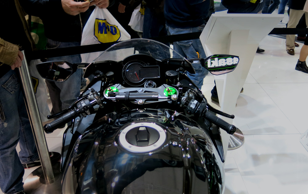 kawasaki-h2-seat-probe