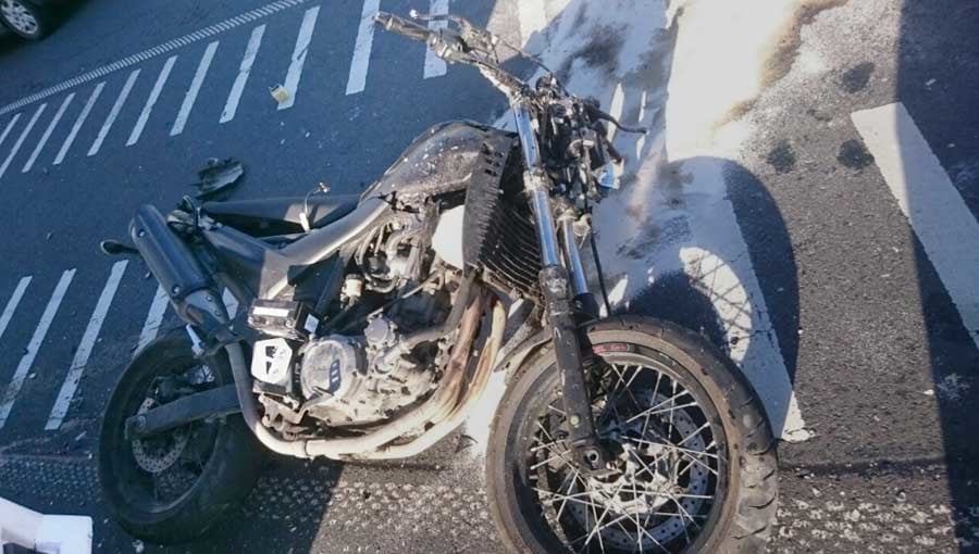 A Környén balesetet szenvedett motor (Kép: Police.hu)