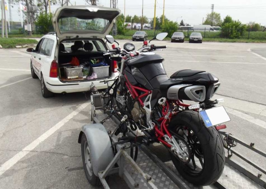 Idősebb a géped? Kit érdekel? Az általános gyakorlattal ellentétben a PROTEKTOR kiegészítő szerződése akár 0-15 éves motorokra is érvényes