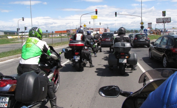 csapatban motorozás csapatban motorozás