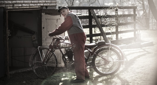 Olle Åhnström és a JAP versenymotor (Photo: Joachim Lundgren - norwigian.com)