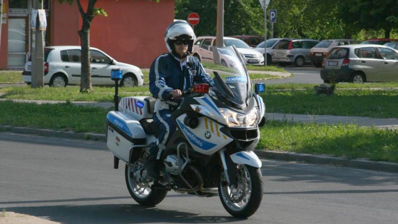 rendorseg-ellenorzes-motor