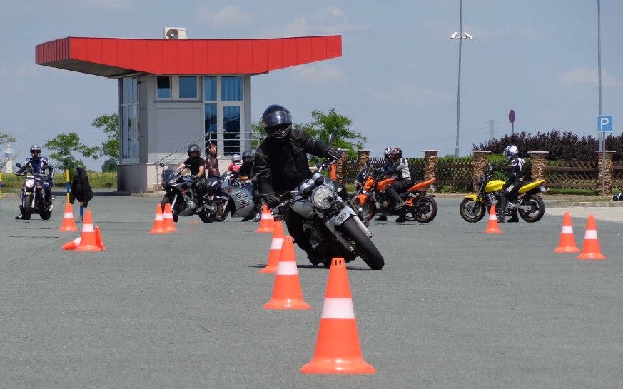 Tibor és motorja az egyik nyári tréningen