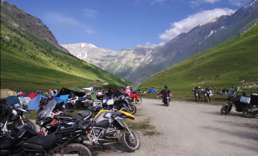 Felejthetetlen kép: indulhat a csúcstámadás az alaptáborból