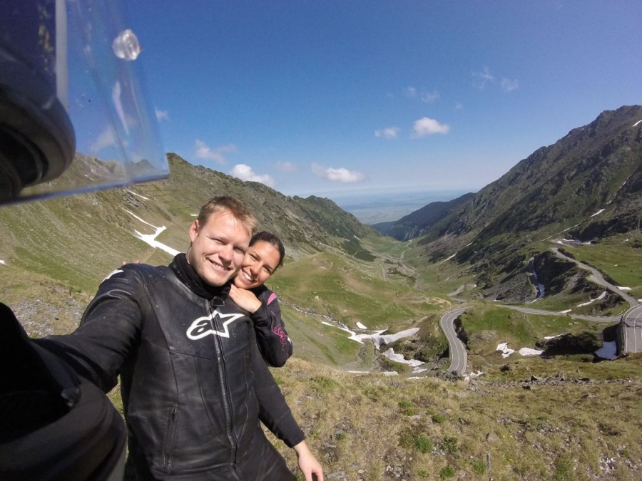 A mosoly - akárcsak az időjárás - felhőtlen: a Transzfogaras varázslatos hely