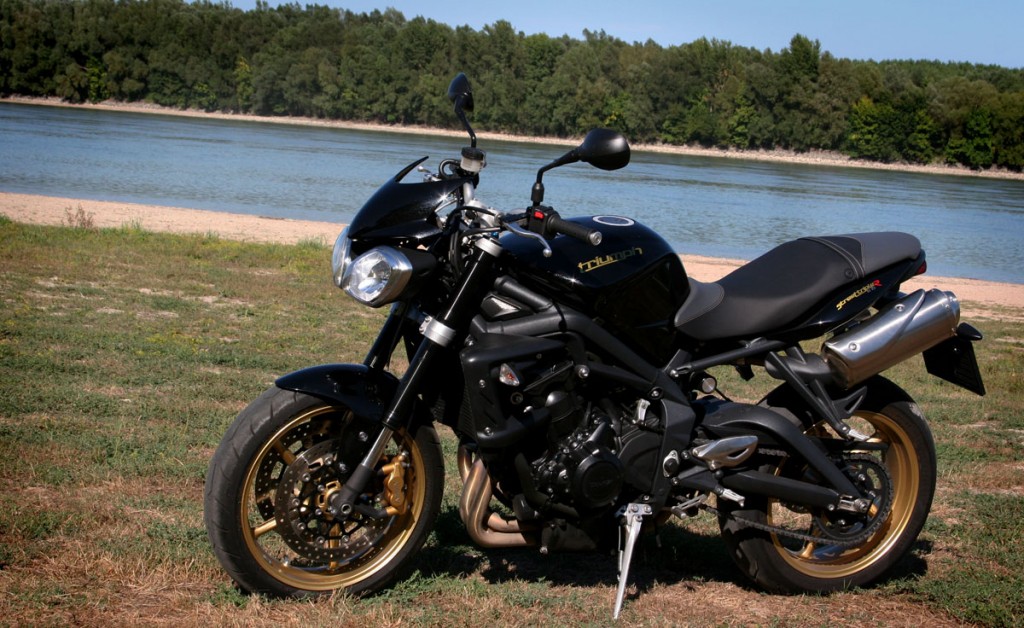 triumph street triple 675 r