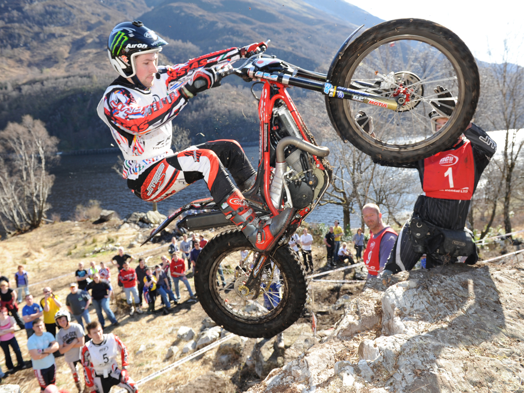 wheelie-gasgas-trialbikes