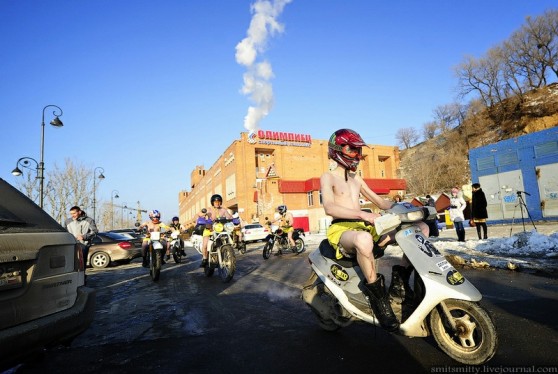 winternudebikers001-20