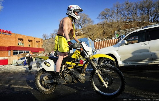winternudebikers001-23