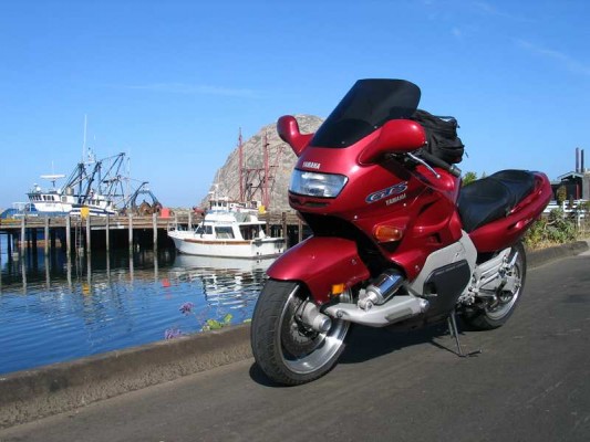 Igazán kár lenne, ha eltűnne az utakról: Yamaha GTS1000